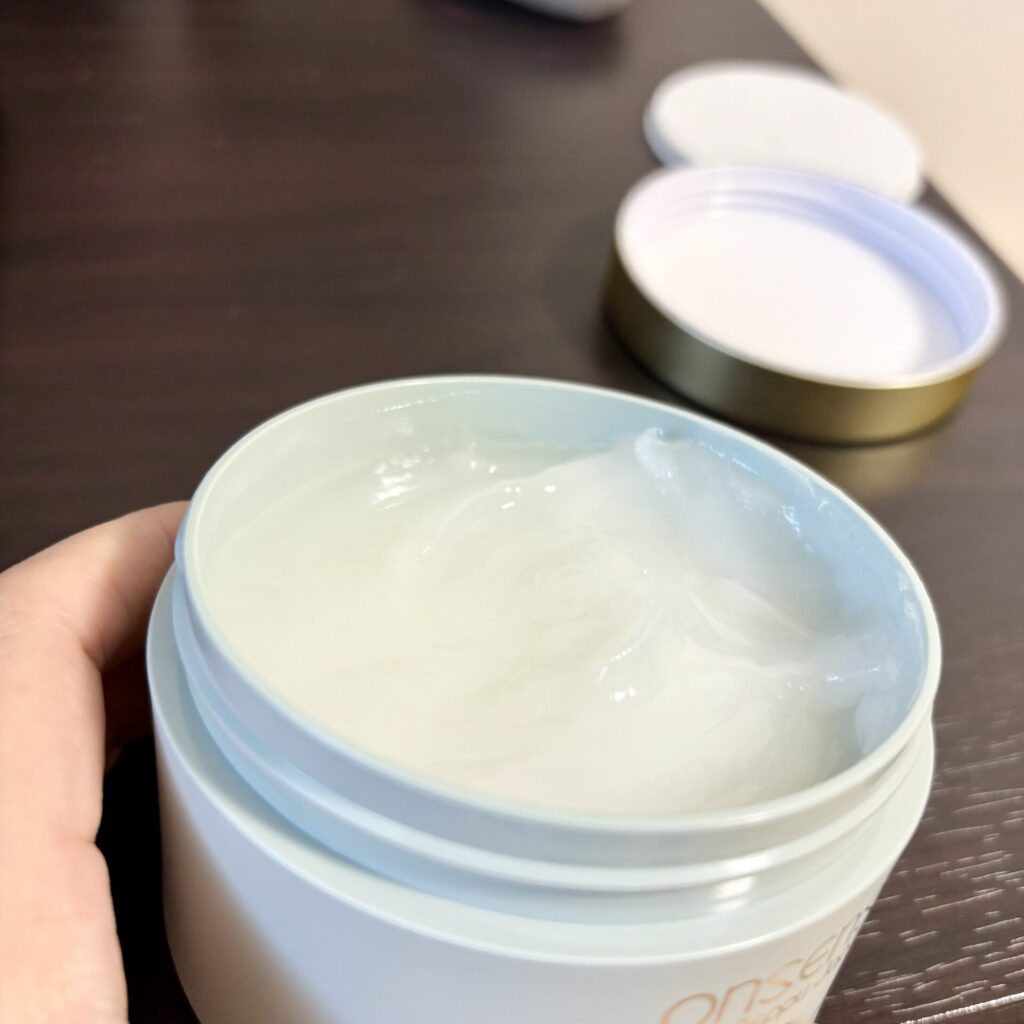 ONSENSOUのヘアマスクです